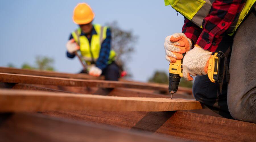 Expert tile roof repair services in Taylor Ridge, IL